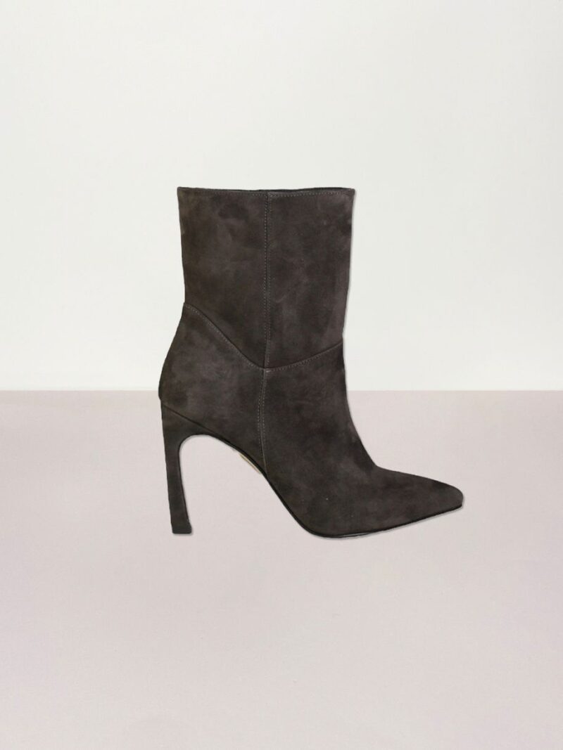 beatrix booties so chic shoes