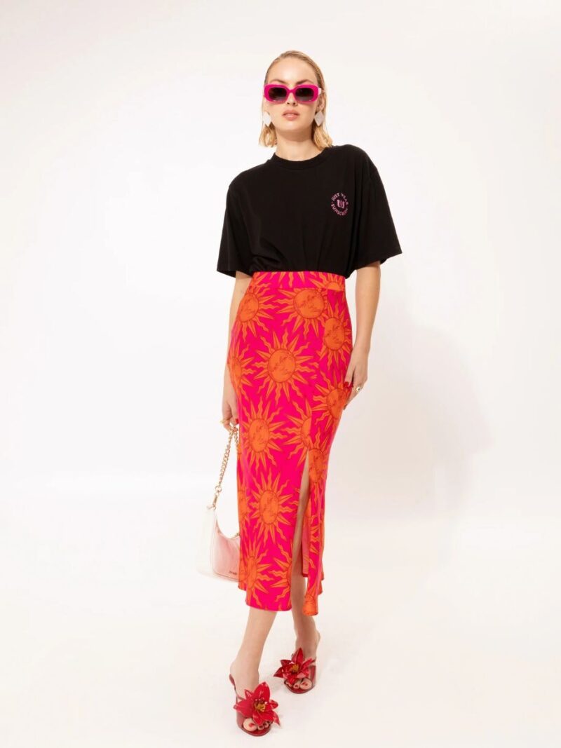 Oversized T-shirt Sun Black | We Are Design
