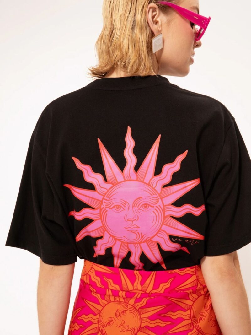 Oversized T-shirt Sun Black | We Are Design - Image 3
