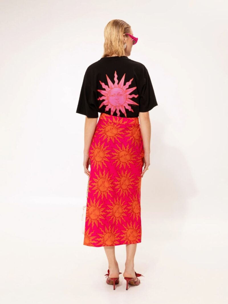 Oversized T-shirt Sun Black | We Are Design - Image 2
