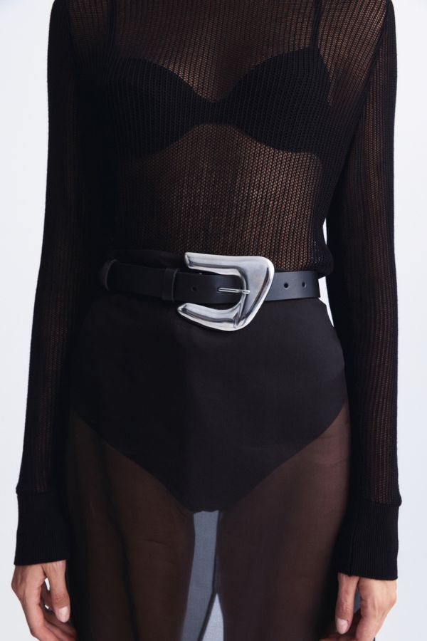 U-shape Leather Belt | Black | Leather Twist